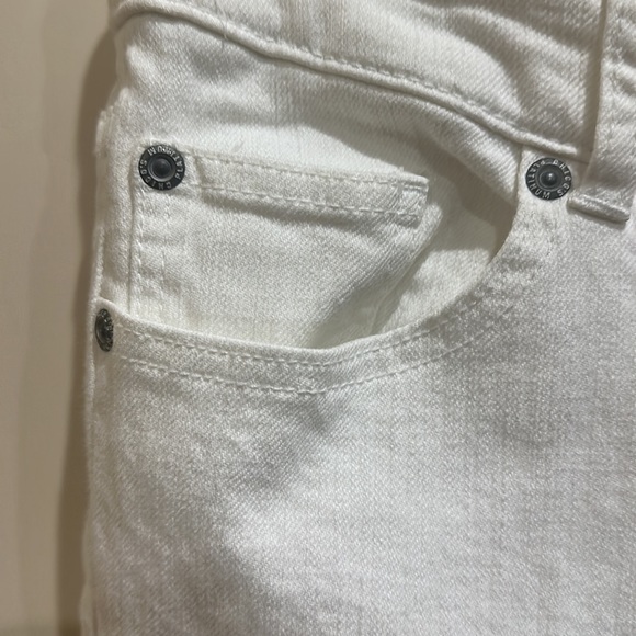 Chico spandex jeans. Short. - Picture 4 of 7